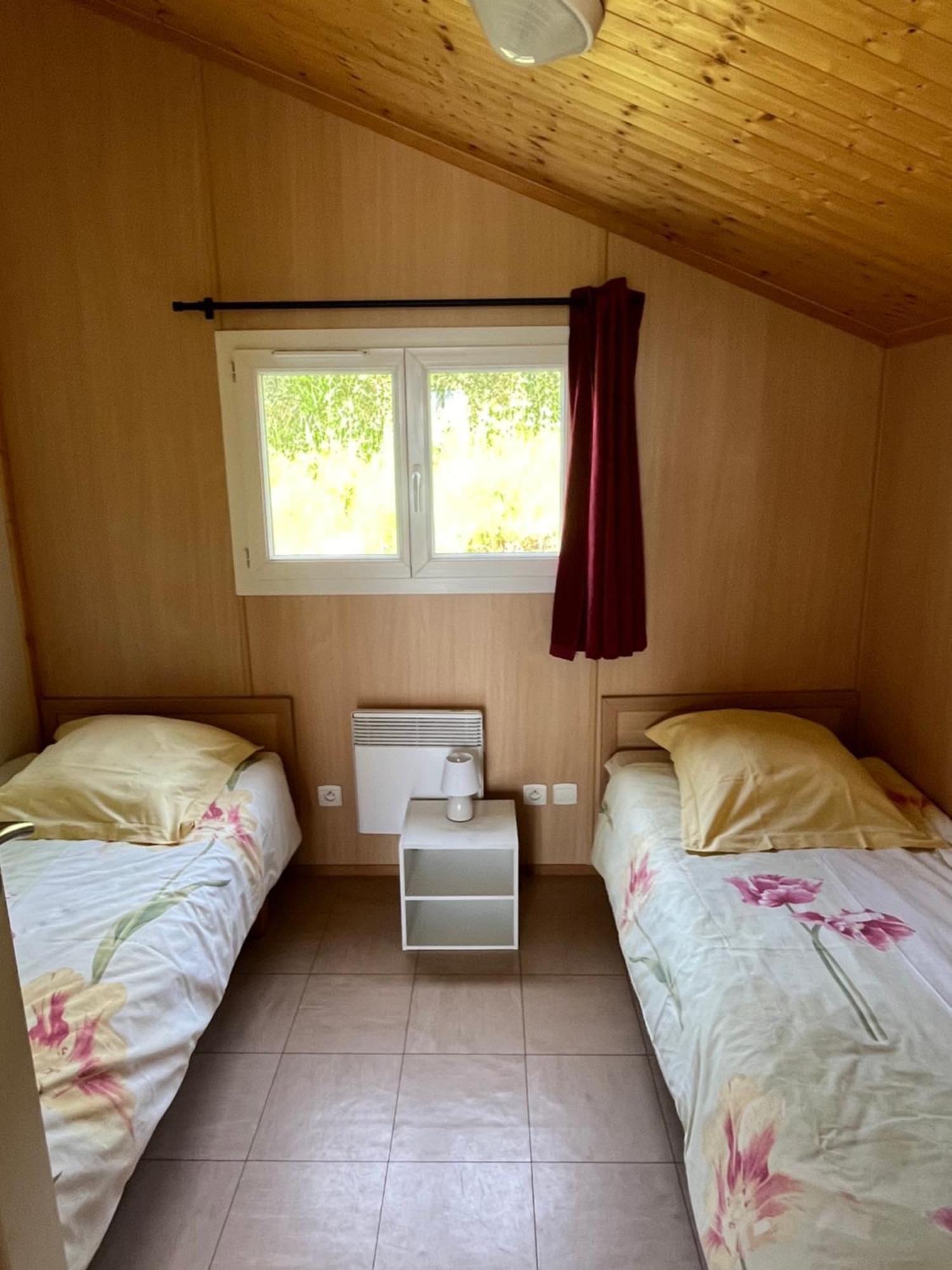 Les Chalets Du Piou Bussieres  Exterior photo
