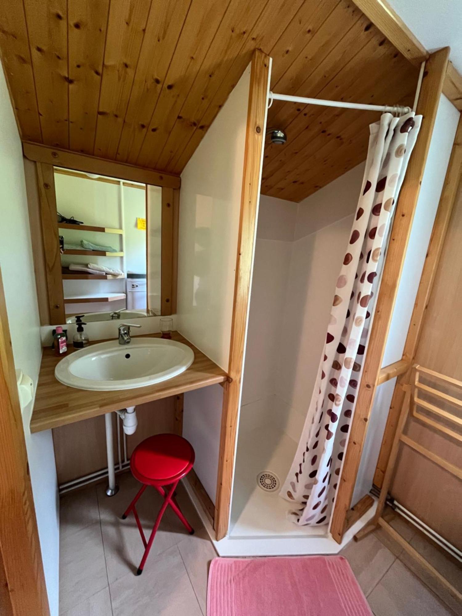 Les Chalets Du Piou Bussieres  Exterior photo
